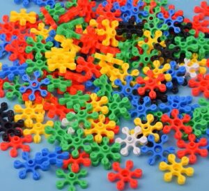 0820 *ESTRELLITAS PLANAS CONECTABLES en Bolsa* (28.80x29 cm.)80 Pcs. Aprox.