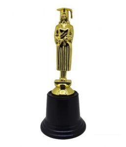 0101 *Trofeo Graduados* (18cm.) Graduada o Graduado.