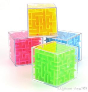 0293 *Laberinto Plástico* (5 cm.)