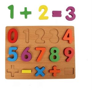 2090/4 *Rompecabezas d/Madera 3 D -Números al 9-*  (24 x 21.5 cm.)