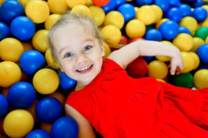 2813 *Pelotas p/Alberca Premium* (7 cm.) 100 Pcs. - Imagen 2