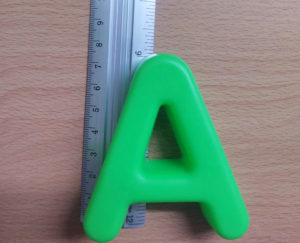 5064 *Abecedario Grandes d/Plástico* (6x7 cm.) 27 Pcs. - Imagen 2