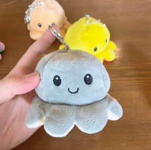 0389 *Llavero Pulpo Reversible* (11 cm.) INDIVIDUAL. - Imagen 3