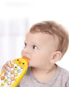 0015 *Chicken Mobile Phone* (4x14 cm.) 3 Colores Diferentes.