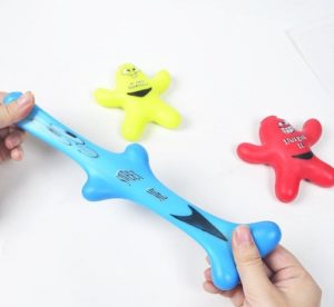 0423 *Monos Suaves Squeeze c/Mensajes* (9 cm.) INDIVIDUAL. - Imagen 5