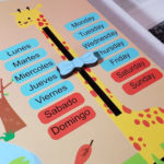 0297 *Calendario de Madera c/Actividades* (40x40 cm.) - Imagen 3