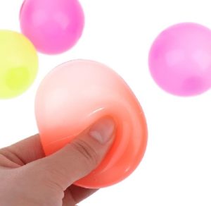 2045 *Pelota Pegajosa Antiestrés* ( 6 cm.) 4 Colores. - Imagen 3