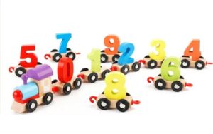 9873 *Tren de Números e/Madera* (65x5 cm.) - Imagen 6