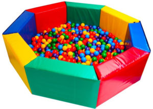 0002 *Alberca Hexagonal* (120x20x10 cm.)