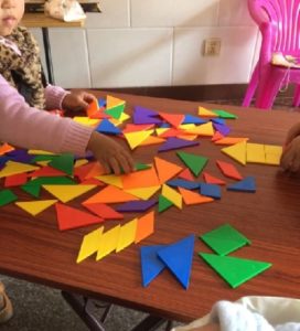 0820-8 *SÚPER TANGRAM PLÁSTICO e/Bolsa* (28x28 cm.) 50 Pcs. Aprox. - Imagen 3