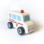 11Z65 *Carritos de Madera Sólida* (10x9 cm.) 6 Diferentes. - Imagen 5