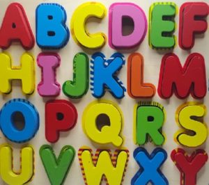 4884 *Rompecabezas de Madera Super Grueso Abecedario* (30x23 cm.) - Imagen 2