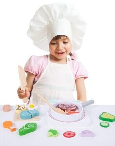 2134 *Juego de Cocina de Madera* (24x18x12 cm.) 17 Pcs.