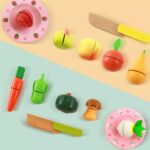 2174 *Caja de Frutas o Vegetales de Madera p/Cortar* (18x20 cm.) 5 Alimentos +Plato +Cuchillo.  2 Diferentes. - Imagen 5