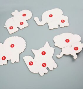 2754 *Caja c/5 Rompecabezas de 3 a 5 Pizas Reversos Numérico* (14x12 cm.) 5 Diferentes. - Imagen 2