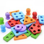 3804 *Tablero Apilador de Pesca y 5 Columnas Geométricas p/Ensarte* (30 x11 cm.) 27 Pcs. - Imagen 3