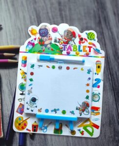 J415 *Mini Pintaron* (21x27 cm.) Pintaron d/15 cm. +1 Plumón c/Borrador y Base. - Imagen 3