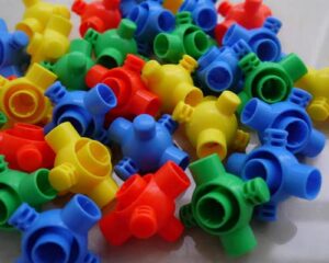 0820 *CILINDROS DE ENSAMBLE 5 DIRECCIONES en Bolsa* (28.80x29 cm.) 25 Pcs. Aprox.