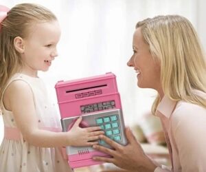 9985 *Cajero Automático de Juguete de Contraseña* (14x19x12.5 cm.) 5 Colores Diferentes.