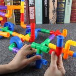 0820 *PLOMERO Y RUEDAS en Bolsa* (28.80x29 cm.) 38 Pcs. Aprox. - Imagen 3