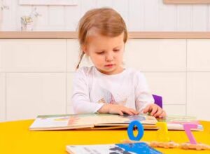 8001 *Mesa Redonda* (75 x50cm.) 3 Colores Diferentes. - Imagen 2