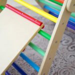 7084 *Escaladora Arcoiris c/Rampa* (100x88.50x60 cm.) - Imagen 3