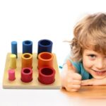 7164 *Bloques Cilíndricos Montessori* (18x18 cm.) Tablero+9 Cilindros de Madera. - Imagen 7