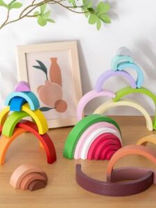 0426 *Arcoíris Apilable de Madera* (16.5x8.5 cm.) 6 Colores Diferentes. - Imagen 4