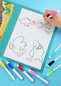 2095 *Rompecabezas Magnético c/Tablero de Dibujo y Plumones* (23x30 cm.) 5 Diferentes - Imagen 3