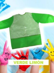 9027 *Mandil Infantil Plástico CON Mangas c/Bolsas* (35×50 cm.) 9 Colores Diferentes. - Imagen 2