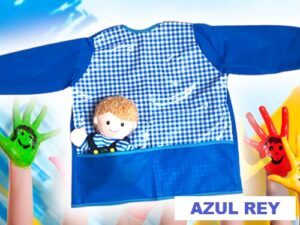 9027 *Mandil Infantil Plástico CON Mangas c/Bolsas* (35×50 cm.) 9 Colores Diferentes. - Imagen 6