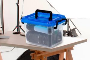 1166 *Caja Plástica TAURO* (24x16x 17 cm.)