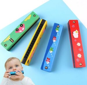 4747 *ARMONICA Musical de Madera* (2.8x13 cm.) 12 Diferentes.