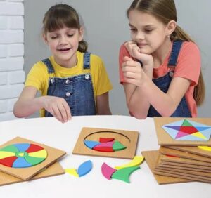 5297 *ENCASTRE Geométrico de Madera* (15x15 cm.) 21 Diferentes.