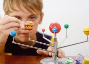 5339 *Sistema Solar Planetario* (22.5x19 cm.) 12 Pcs.