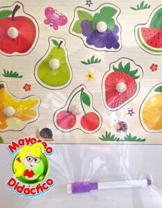 6677 *Rompe -Madera Frutas c/Pijas y Pizarrón Doble* (30x30 cm.) 8 Pcs.+Plumón 2 Pintarrones. - Imagen 2