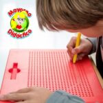 6466 *Tablero Magnético de Construcción y Dibujo* (23x18 cm.) +380 Cuentas Magnéticas +110 Encajes Geométricos - Imagen 6